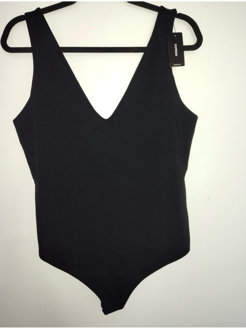 NWT Express Body Contour Double V-Neck Thong Bodysuit Black L
